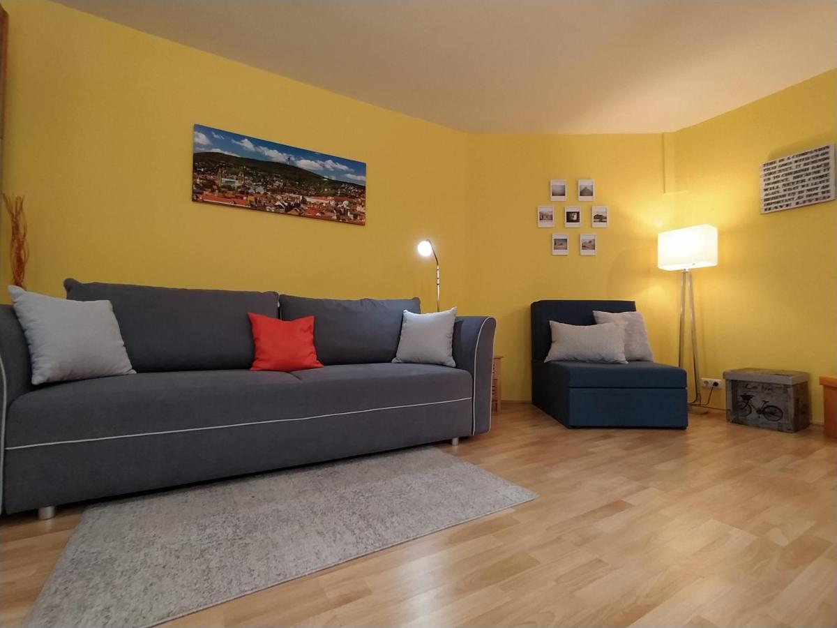 Keltaur Studio Apartman With Garage Apartamento Pécs Exterior foto